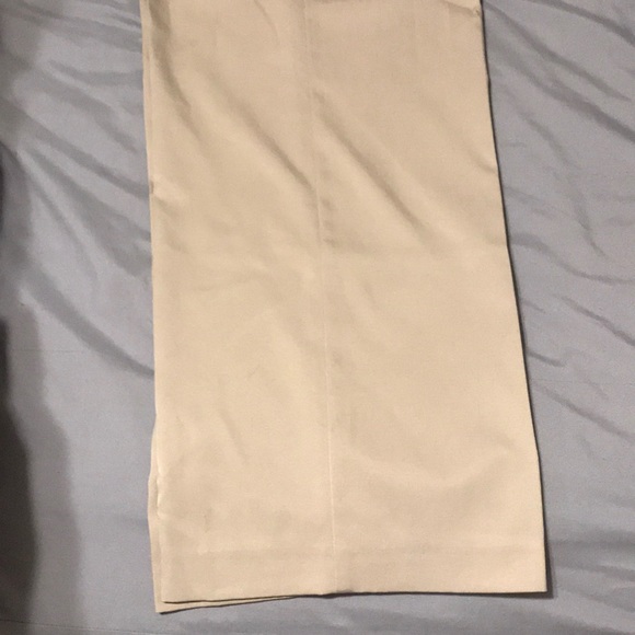 Tan pants - Picture 3 of 3